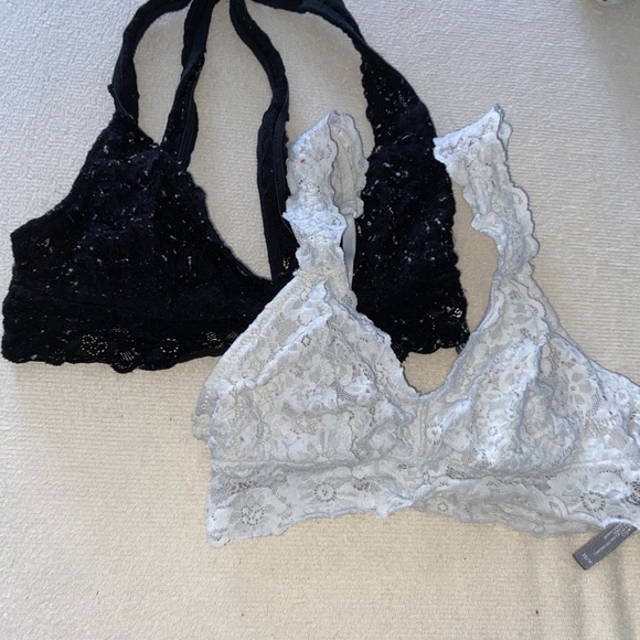 Black and white aerie bralettes - Picture 1 of 1